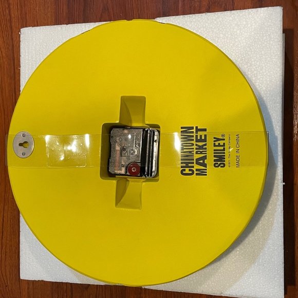 NEW CHINATOWN MARKET X SMILEY YELLOW BASKETBALL CLOCK - Picture 9 of 11